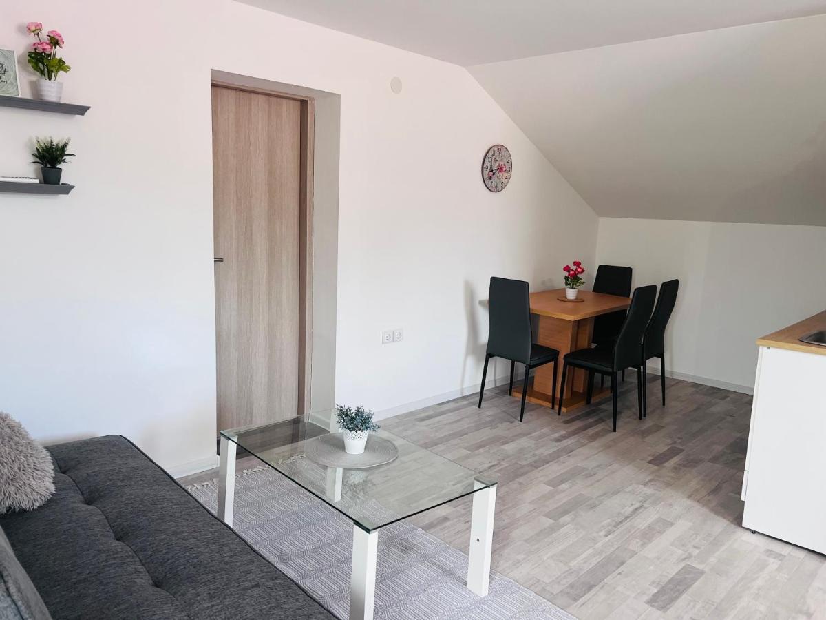 Apartman Castle Tusilovic Exterior photo